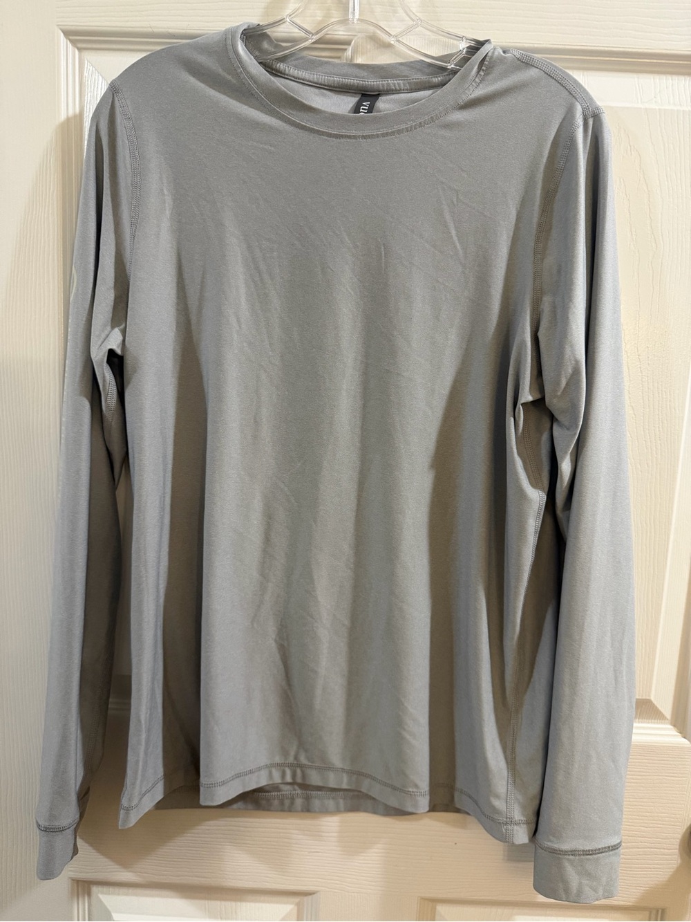 Vuori Long Sleeve Shirt